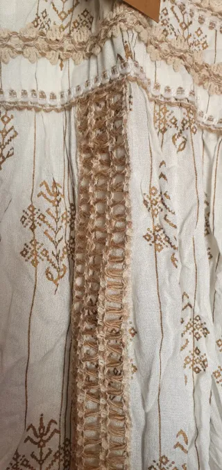 Vestido hippie beige y blanco talla única