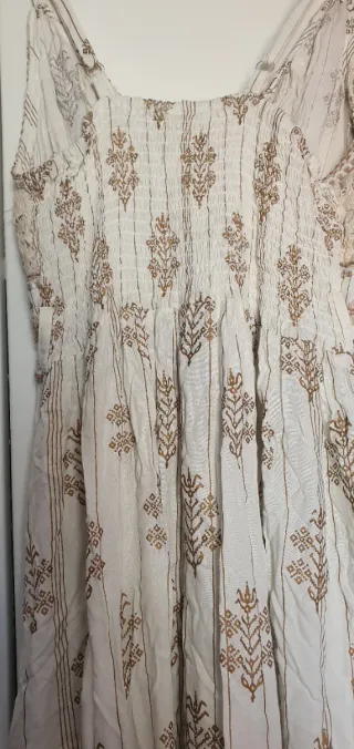 Vestido hippie beige y blanco talla única