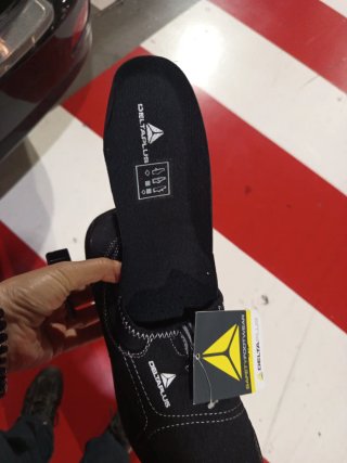 Zapatos seguridad Delta Plus T41. A estrenar