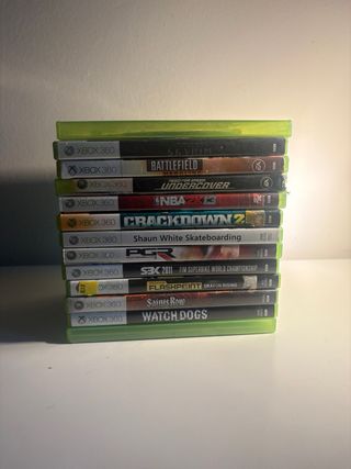 Xbox 360 Nera con Controller e giochi