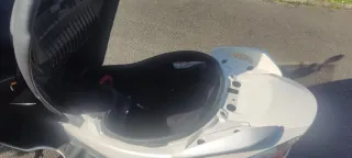 Suzuki Burgman 200cc Maxi Scooter Blanca