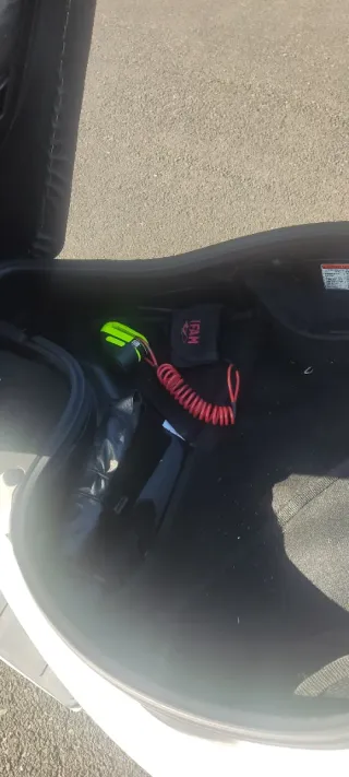 Suzuki Burgman 200cc Maxi Scooter Blanca