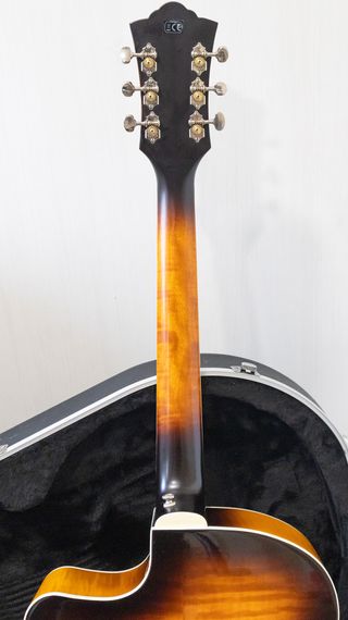 Guild F-250CE Guitarra Electroacústica + Acc