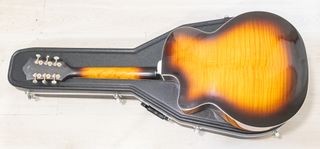 Guild F-250CE Guitarra Electroacústica + Acc