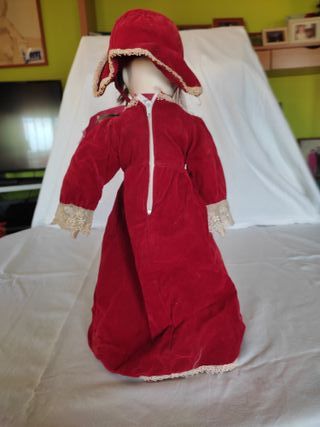 Muñeca de porcelana antigua