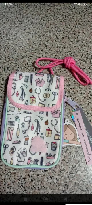 Bolsito enfermera porta móvil