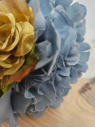 Conjunto Flamenca Flores, pendientes y Peinetas