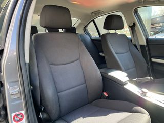 BMW Serie 3 2011 AUTOMÁTICO e IMPOLUTO!