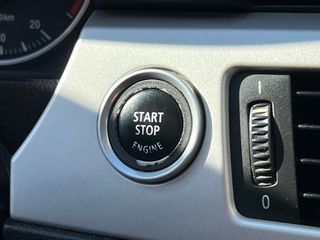 BMW Serie 3 2011 AUTOMÁTICO e IMPOLUTO!