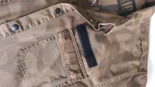 Sobrecamisa militar Bershka