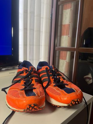 Zapatillas Adidas Running Naranja y Azul