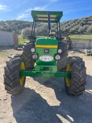 Tractor John Deere 2040 DT