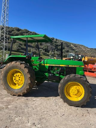 Tractor John Deere 2040 DT