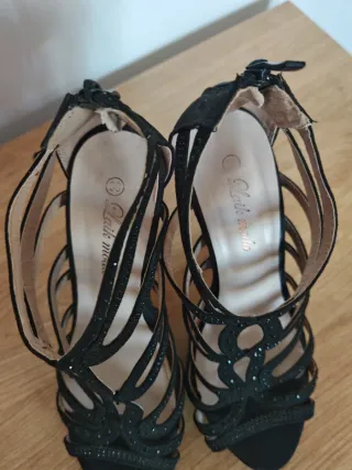 Sandalias de tacón negras talla 36