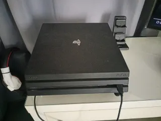 PS4 Pro+ 2 mandos SCUF IMPACT y Mando.