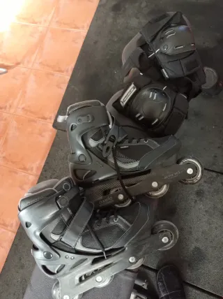 Patines en línea Oxelo y protecciones...talla 42