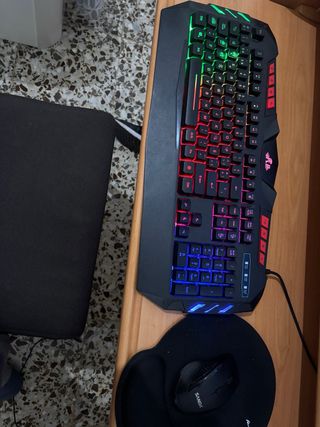 Teclado, ratón y funda gaming