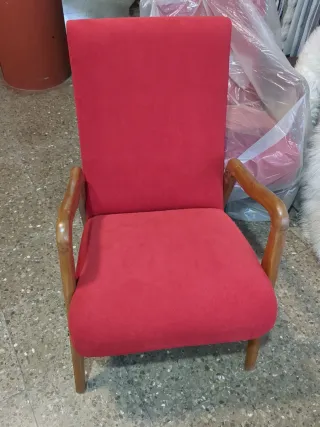 2 Poltrone Vintage con Legno Ristrutturato e Rivestimento Nuovo