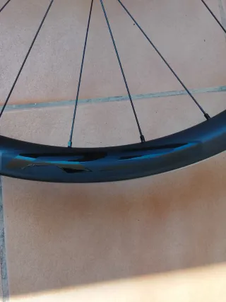 Ruedas carbono Novatec R3 carretera totalmente nue