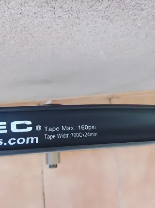 Ruedas carbono Novatec R3 carretera totalmente nue