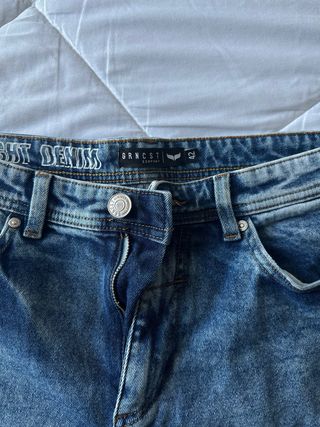 Pantalones cortos vaqueros BRNCST talla M