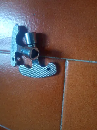 Llaves para papeleras de calle