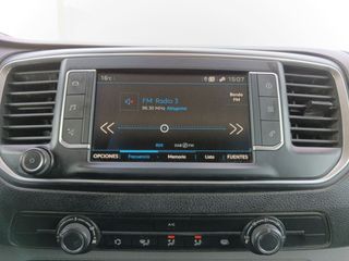 Peugeot Expert Premium Largo