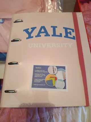 Set escolar Yale rosa