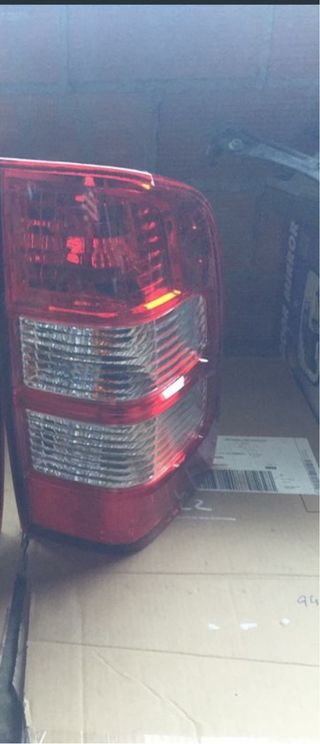 Piloto trasero derecho Ford Ranger