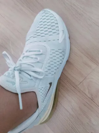 Nike Air Max 270 Blancas