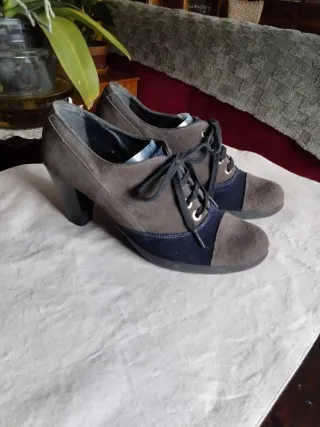 Zapato ante mujer tacón alto cordones