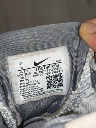 Zapatillas Nike V2K Run Mujer Gris/Plata