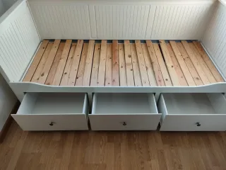 Diván Ikea Hemnes blanco