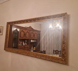 Espejo Vintage Dorado con Marco Tallado