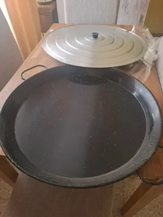 Paellero metálico nuevo