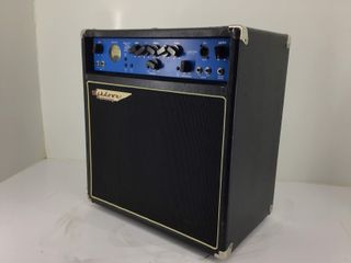 amplificador bajo ashdown electric blue 180 evo ii
