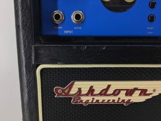 amplificador bajo ashdown electric blue 180 evo ii