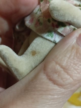 Madre conejo Sylvanian con mancha en la pierna