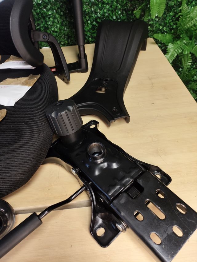 Sedia ergonomica da ufficio nera