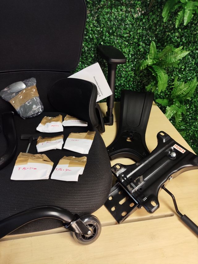 Sedia ergonomica da ufficio nera