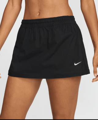 Falda 2 en 1 Nike Sportswear Essential Mujer