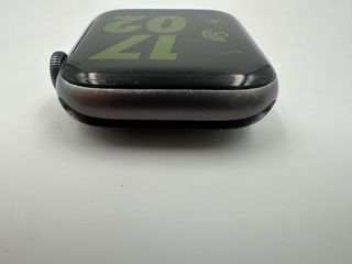 Apple Watch Series 5 44mm GPS + Cellular