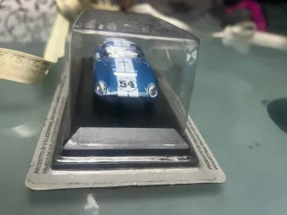 Macchinina Shelby Cobra Daytona Coupe 1:43