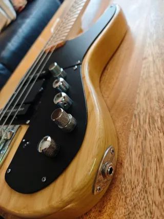 Basso Elettrico Atelier Z Beta 4 Custom Plus