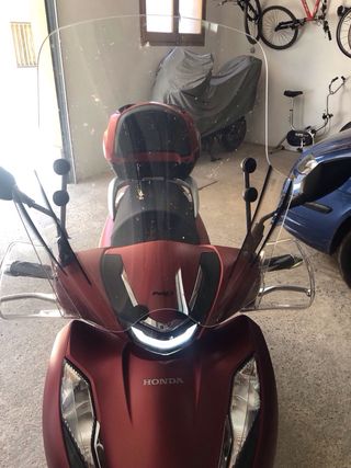 Honda SH 350i Roja - 6500 km