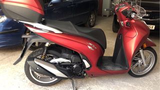 Honda SH 350i Roja - 6500 km