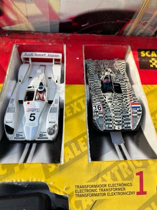 Scalextric PRO   ,regalo dos cajas con mas cositas