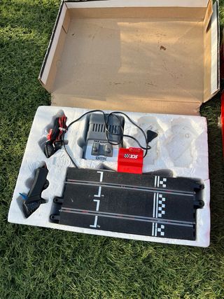 Scalextric PRO   ,regalo dos cajas con mas cositas