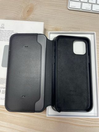 Custodia iPhone 11 Pro in pelle nera Apple