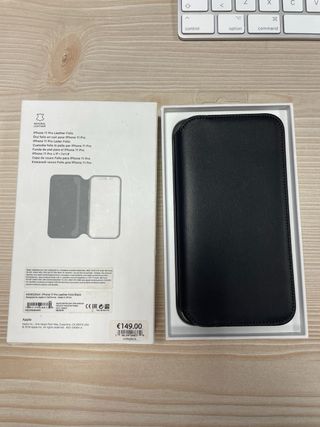 Custodia iPhone 11 Pro in pelle nera Apple